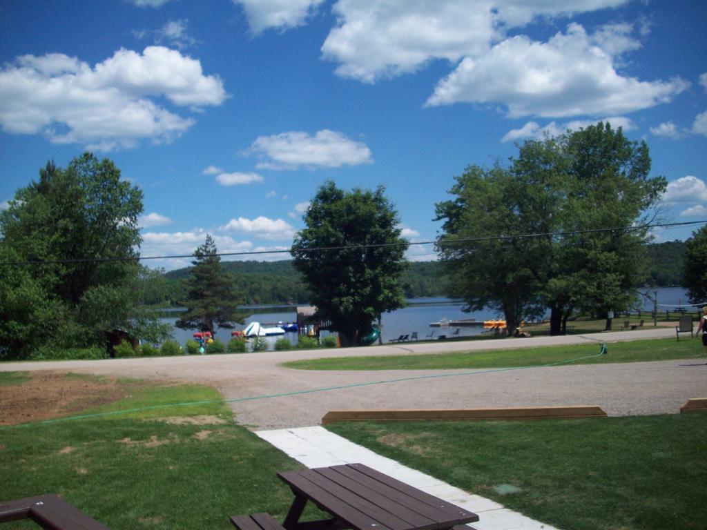 Lakewoods Cottage Oxtongue Lake Ruang foto
